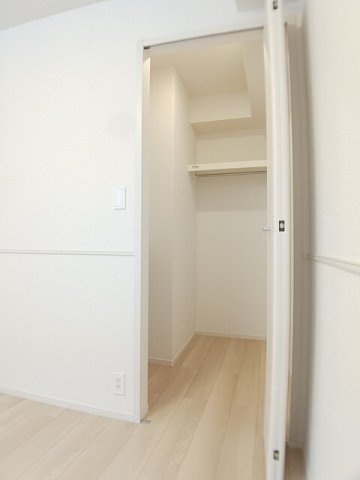 アーバンコート　西青山　南棟の収納