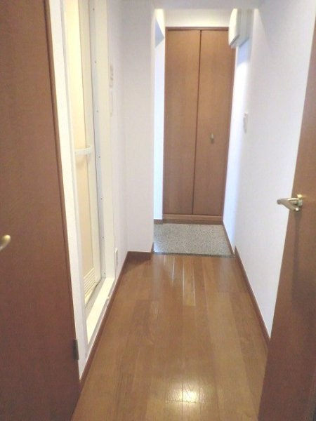 新品家具付きマンション方南1(KaGood東京)の玄関