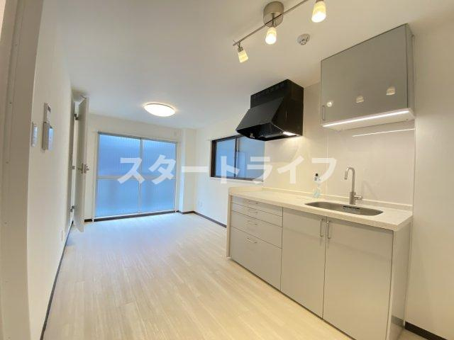 大阪市東淀川区東中島１丁目の賃貸マンションの居間・リビング