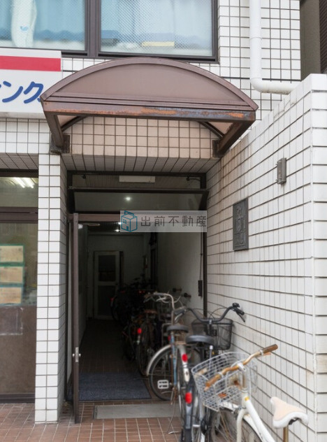 豊島区北大塚３丁目の賃貸マンションのエントランス