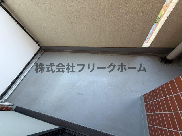 武蔵野市中町１丁目の賃貸マンションのバルコニー