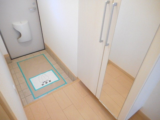 マーメイドハウスの玄関|ゆったりとした玄関です