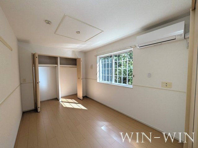 アルトピアーノ一色の寝室