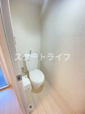 大阪市東淀川区東中島１丁目の賃貸マンションのトイレ