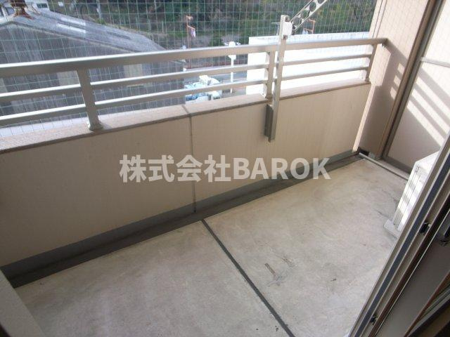 福岡市中央区港３丁目の賃貸マンションのバルコニー
