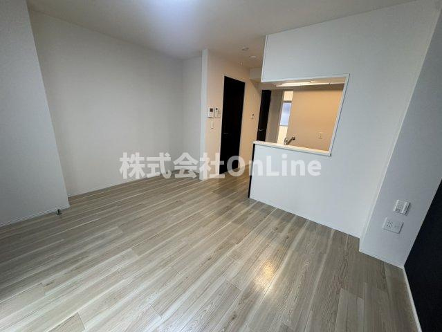 アクシア旭町の居間・リビング
