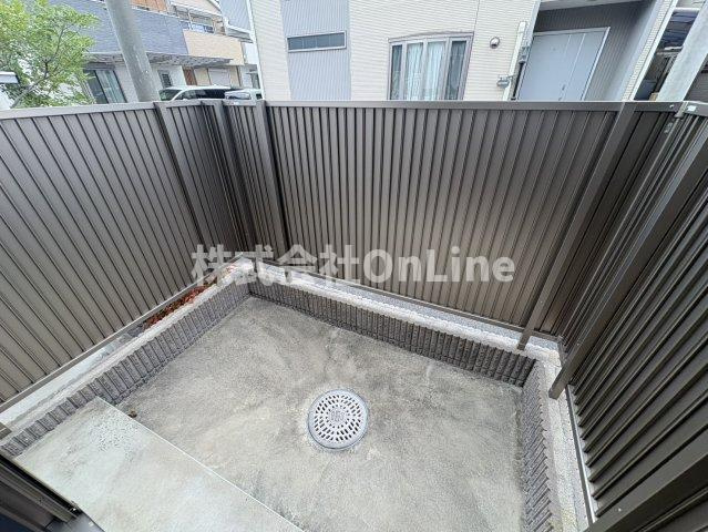 アクシア旭町のバルコニー