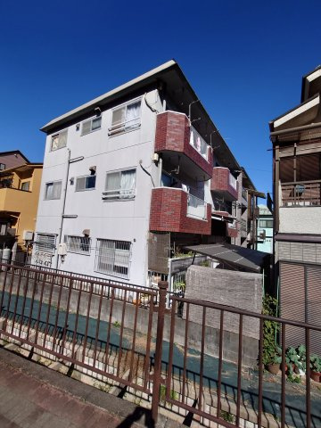 川崎市多摩区菅城下の賃貸マンションの外観