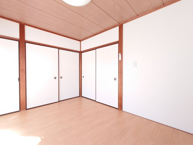 川崎市多摩区菅城下の賃貸マンションの洋室