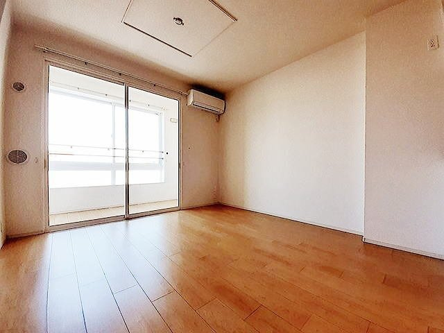 アパルトマン　タンプルＢの居間・リビング