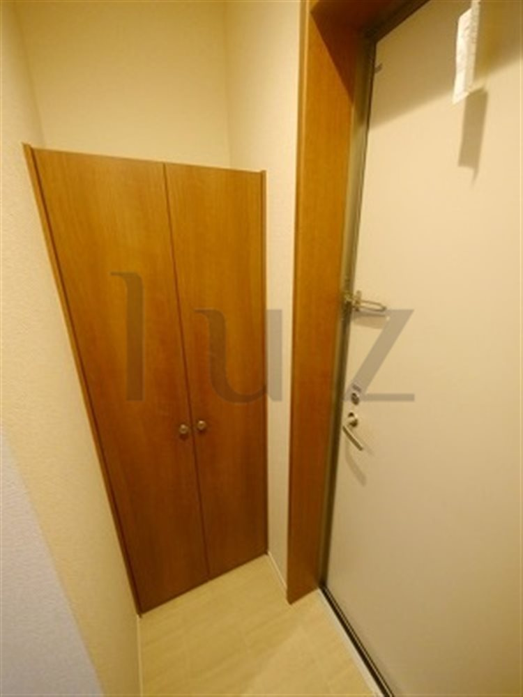 ルーチェの玄関