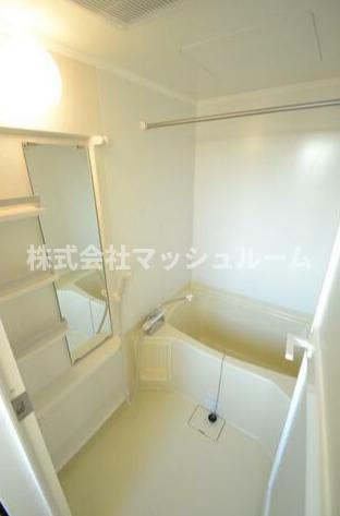 ビイルーム高円寺の浴室