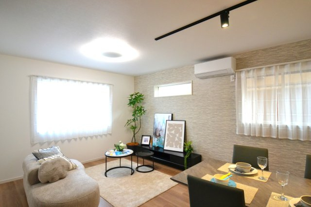 垂水区福田1丁目　新築戸建て　3SLDKの居間・リビング|ゆったり過ごせる居間です