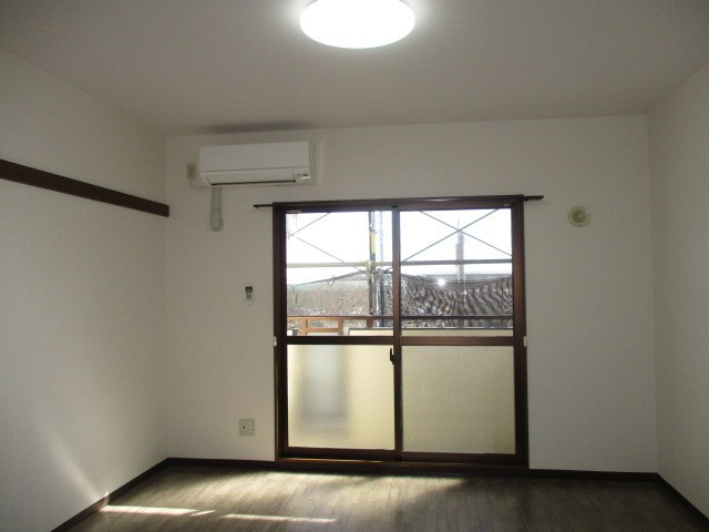 シャンボールⅢ の和室