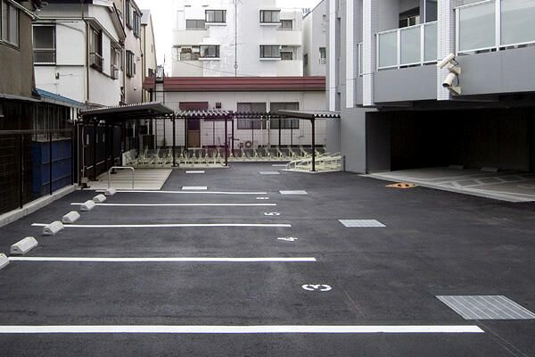 レジディア中延の駐車場|カースペースがあります
