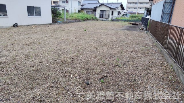 ６４６０１　岐阜市川部2丁目土地の外観