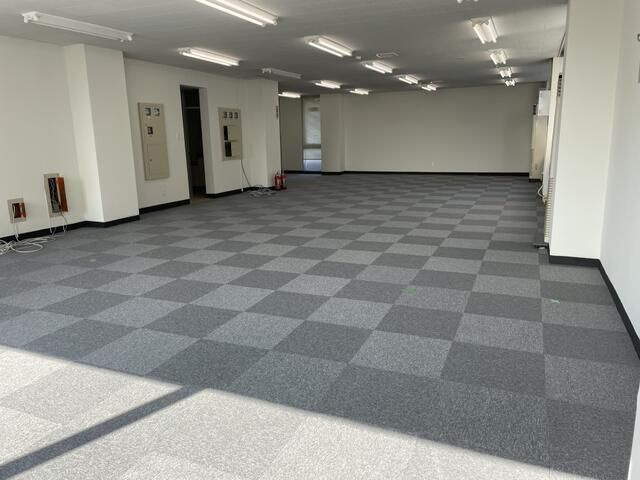 三橋ビルの内装