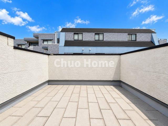 江東区東砂3丁目中古住宅のバルコニー|ルーフバルコニー