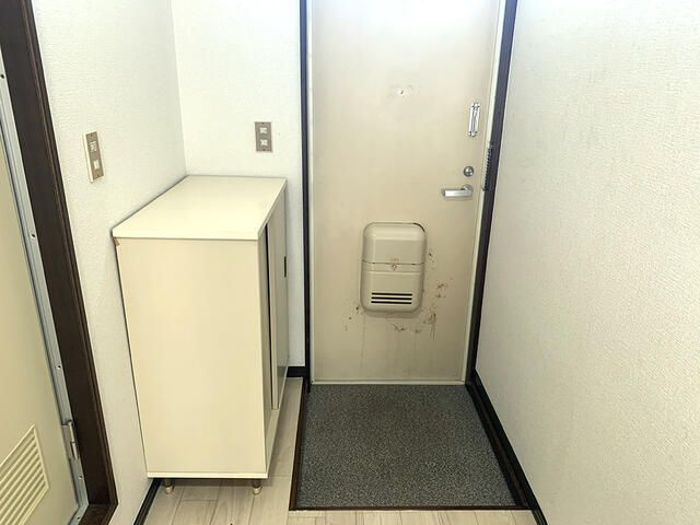 ウエストノールの玄関