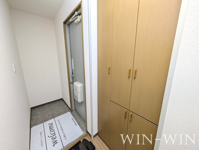 豊橋市横須賀町土場のアパートの玄関