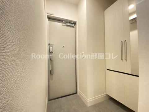 D-ROOM黄金の玄関
