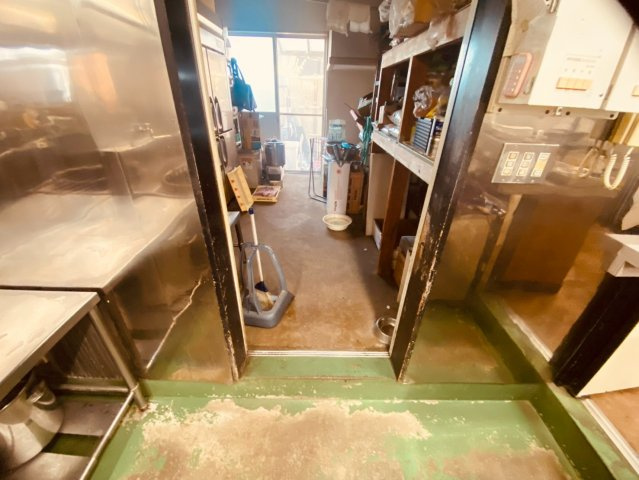 竜神町神田貸店舗の内装