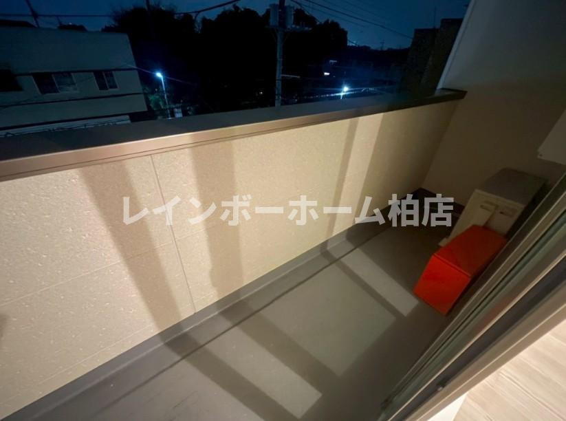 特典：仲介手数料が無料です!!のバルコニー|同施工。参考写真。