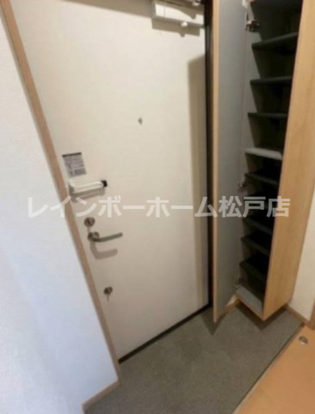 仲介手数料（賃料の1.10ヵ月）の50％OFF対象物件！の玄関|※同施工参考写真