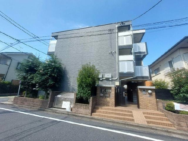 レオパレス中落合ヒルズの外観