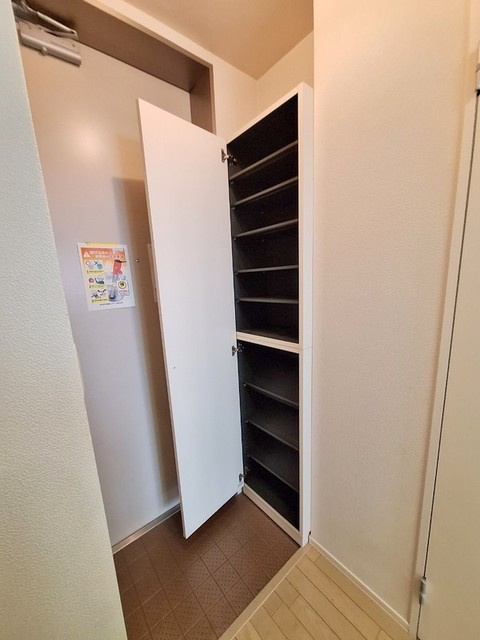 ヴェールコート新宿の玄関|★シューズBOX★