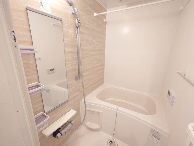 アンボワーズコトーの浴室|※他部屋参考写真