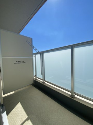 所沢市くすのき台3丁目マンションのバルコニー