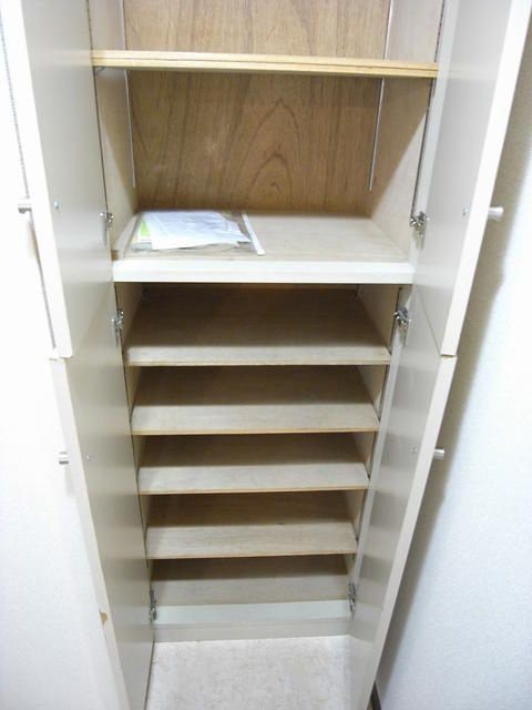 目黒3丁目マンションの収納