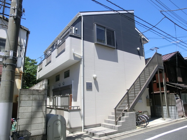 アン・フィオーレ渋木の外観|南向きのおしゃれなアパートです♪