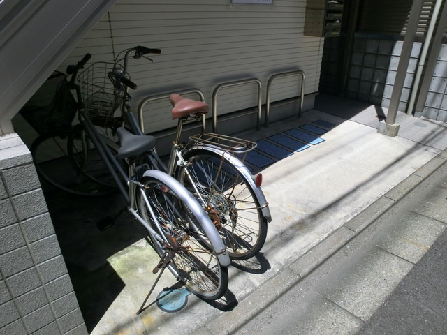 アン・フィオーレ渋木のその他共用部分|敷地内駐輪場有ります。