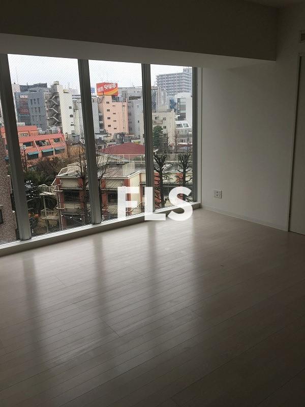 北区赤羽１丁目の賃貸マンションの居間・リビング
