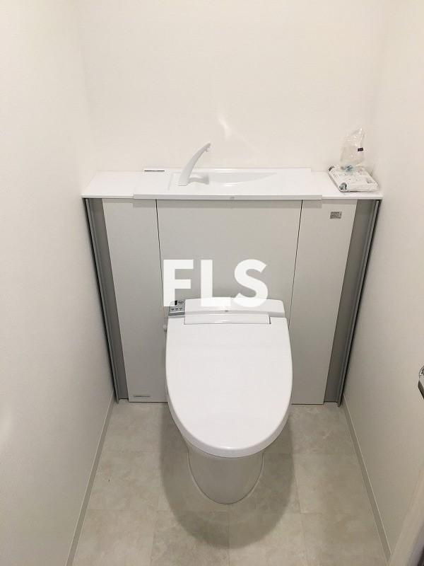 北区赤羽１丁目の賃貸マンションのトイレ