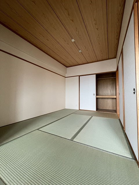 尼崎市武庫元町２丁目の賃貸マンションの居間・リビング|使いやすい居間です