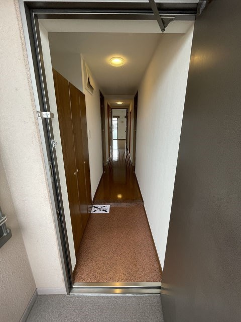 尼崎市武庫元町２丁目の賃貸マンションの玄関|シンプルで使いやすい玄関です