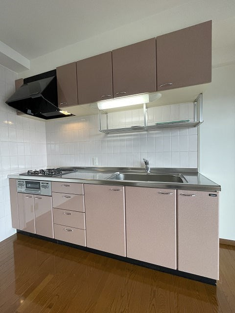 尼崎市武庫元町２丁目の賃貸マンションのキッチン|キッチンでお料理をお楽しみください