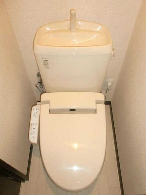サンヨーのトイレ