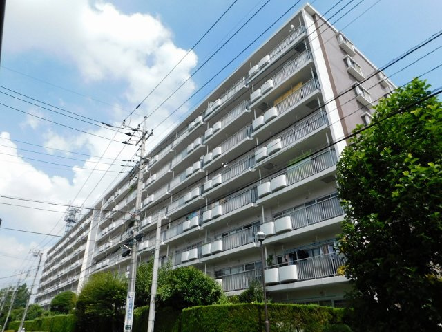 小手指ハイツG棟の外観