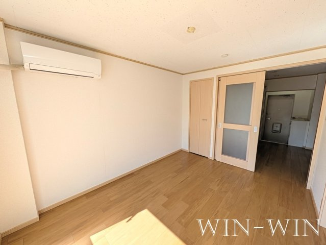 ペアハイツ三鷹 Aの居間・リビング|イメージ（同建物内別部屋の写真です）