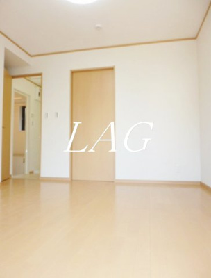 【居間・リビング】 | アムールＰａｒｆａｉｔ | 洋室のお部屋です。