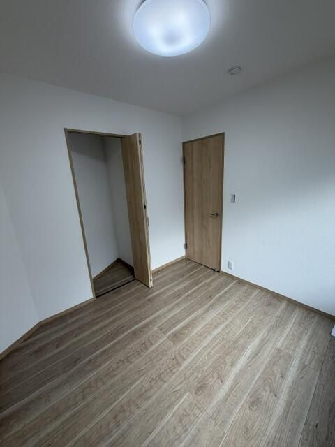 栗原戸建の居間・リビング