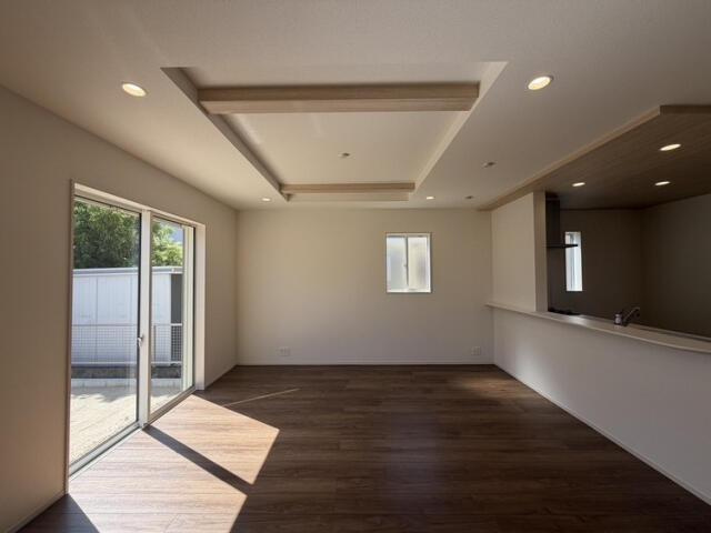 新築戸建て・仲介手数料無料）江南市高屋町旭１棟／１期１号棟の居間・リビング|【リビング】
