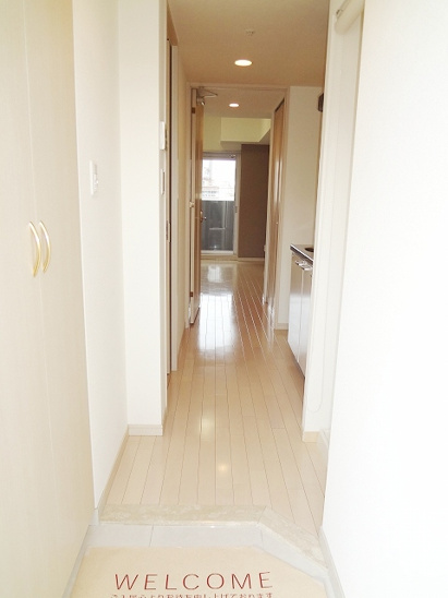 【玄関】アスリート本町リバーウェスト 