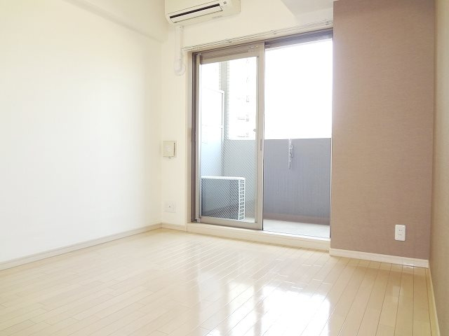 【居間・リビング】アスリート本町リバーウェスト 