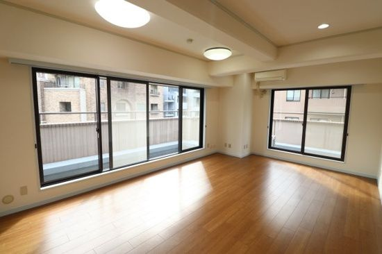 仙台坂オークヒルズの居間・リビング
