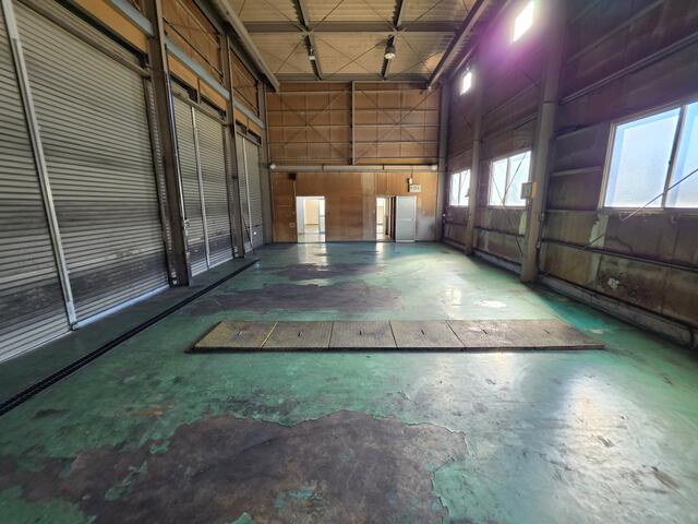 明世町事務所・工場の内装